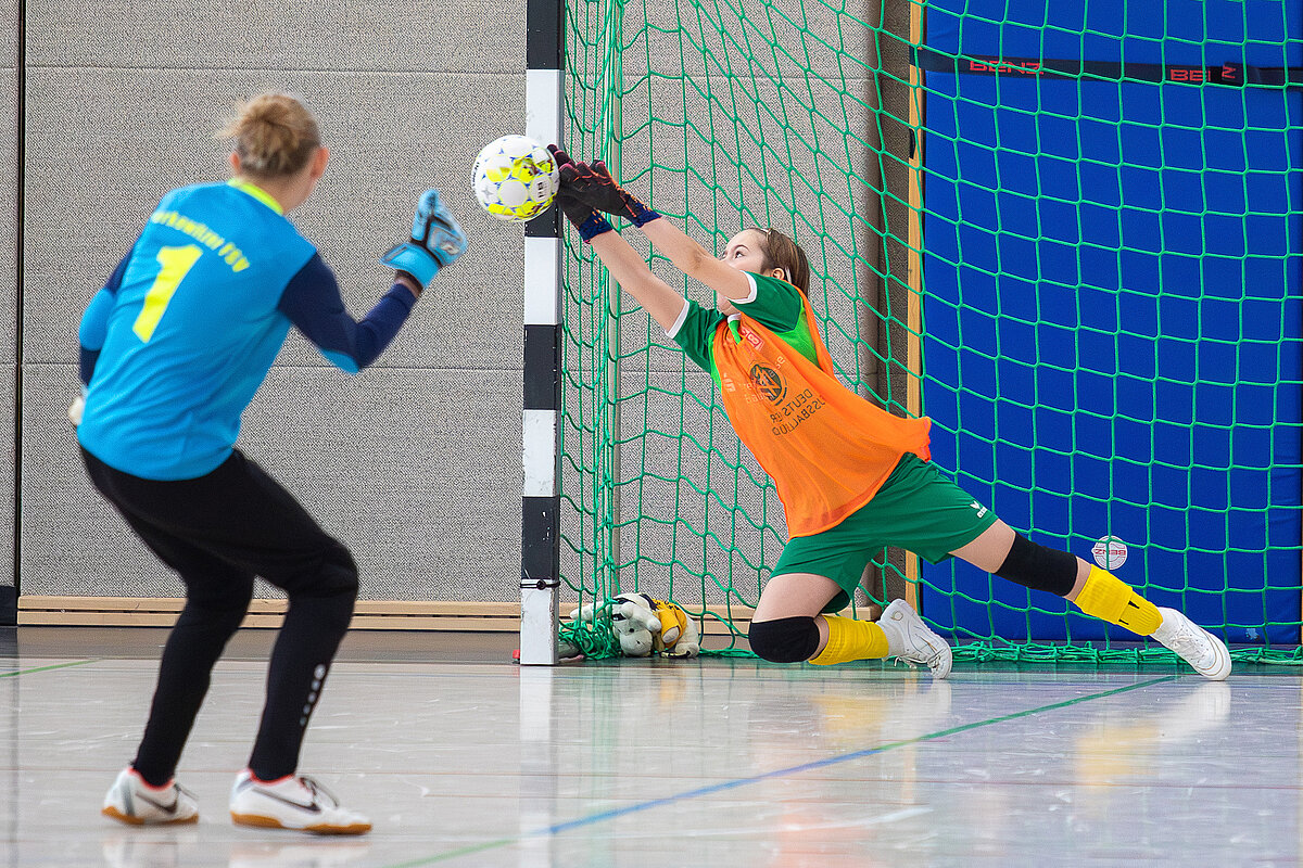 Bild aus dem Spiel Serkowitzer FSV gegen Bischofswerda FV 08 bei der Endrunde D-Juniorinnen