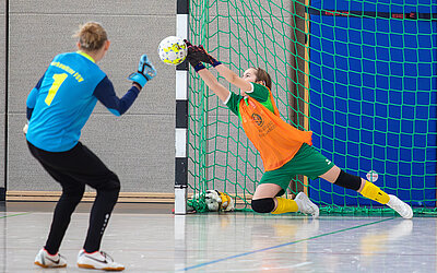 Bild aus dem Spiel Serkowitzer FSV gegen Bischofswerda FV 08 bei der Endrunde D-Juniorinnen