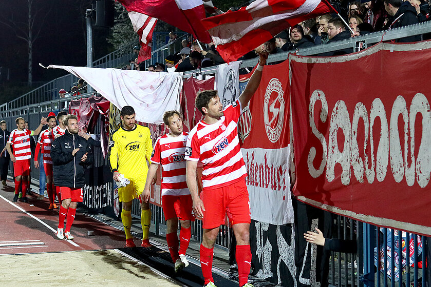 FSV Zwickau nach Sieg in Bautzen