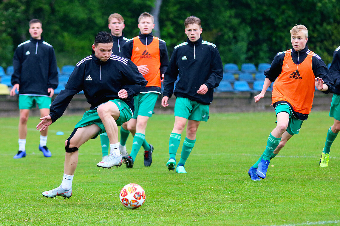 Das ist die U15-Landesauswahl aus Sachsen.