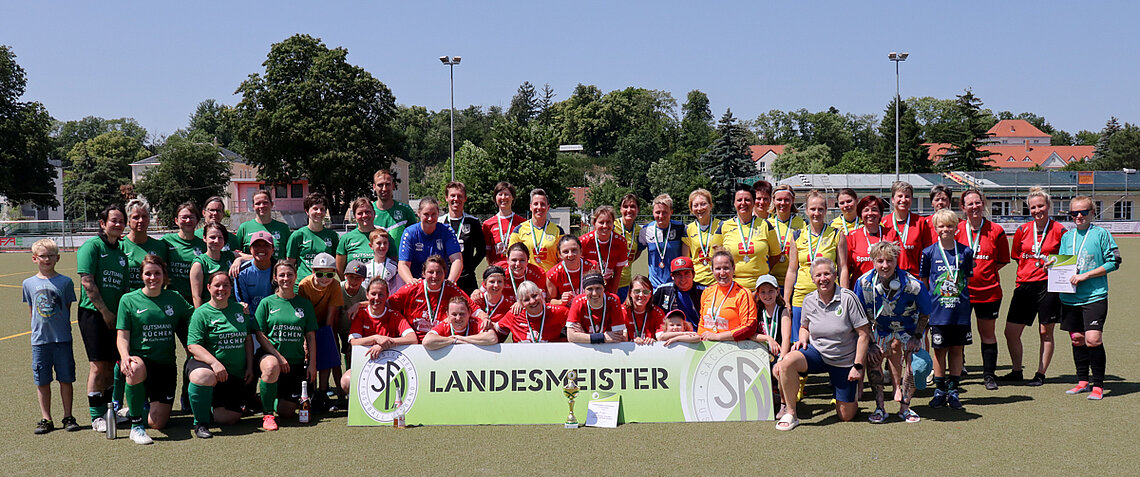 Landesmeisterinnen Ü 32-Frauen 2024/2025: SpG SpVgg. Dresden-Löbtau/Löbtauer Kickers © Madlen Straube