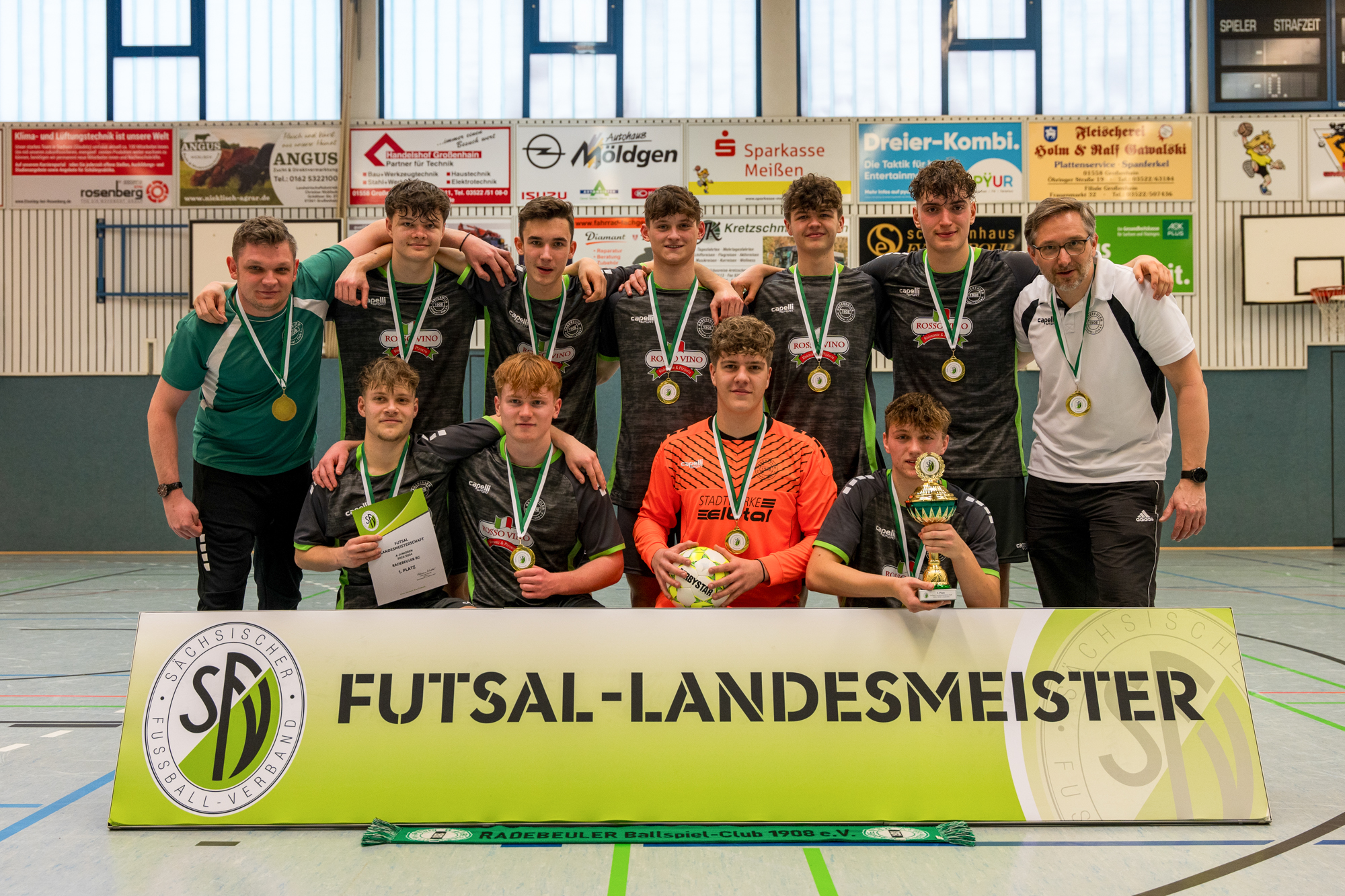 Junioren küren neue FutsalLandesmeister Sächsischer FußballVerband e.V.